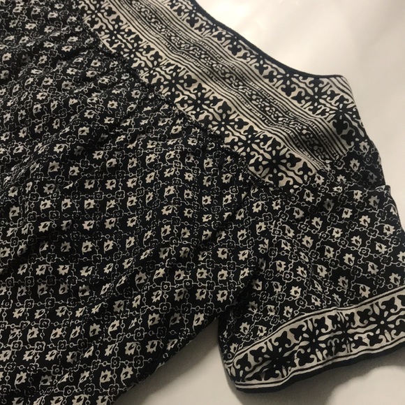 American Eagle Top Womens Size Small - Picture 9 of 9